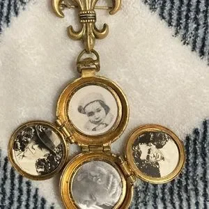 Coro | Jewelry | Vintage Pegasus Coro Locket Brooch Rare 4 Picture